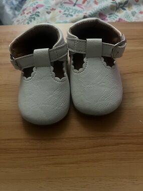 Source Unknown White Baby Mary Jane Dress Shoes